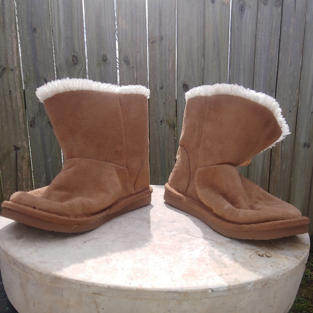 Bebe Fur Boots